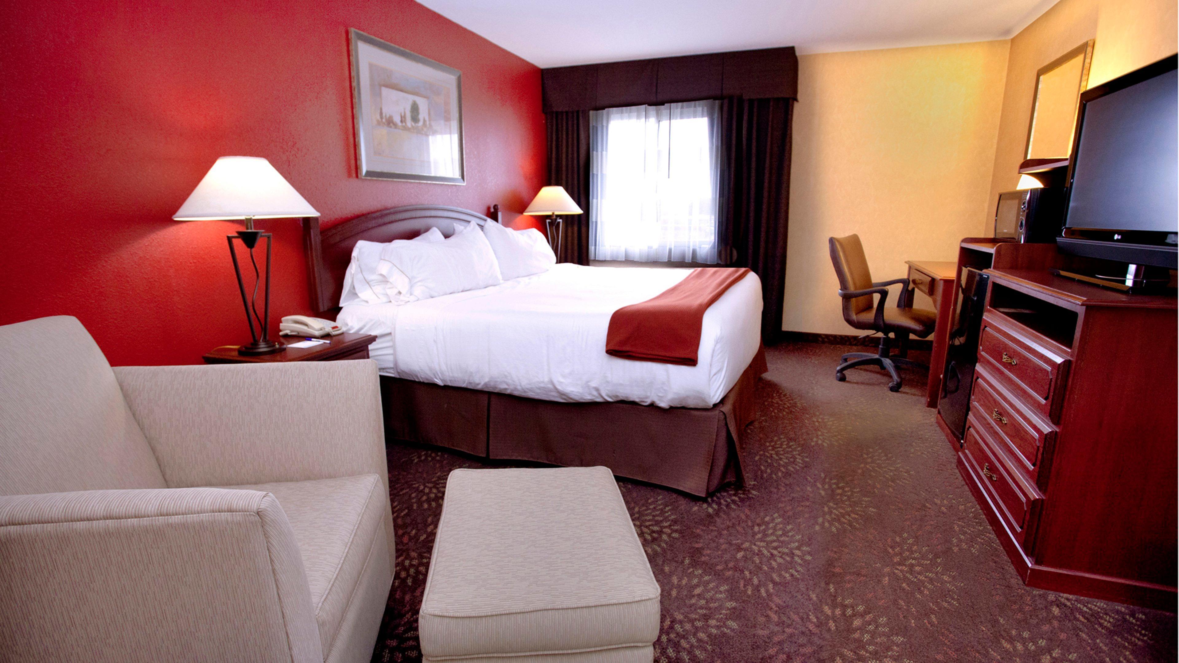 Holiday Inn Express Jamestown By Ihg Kültér fotó