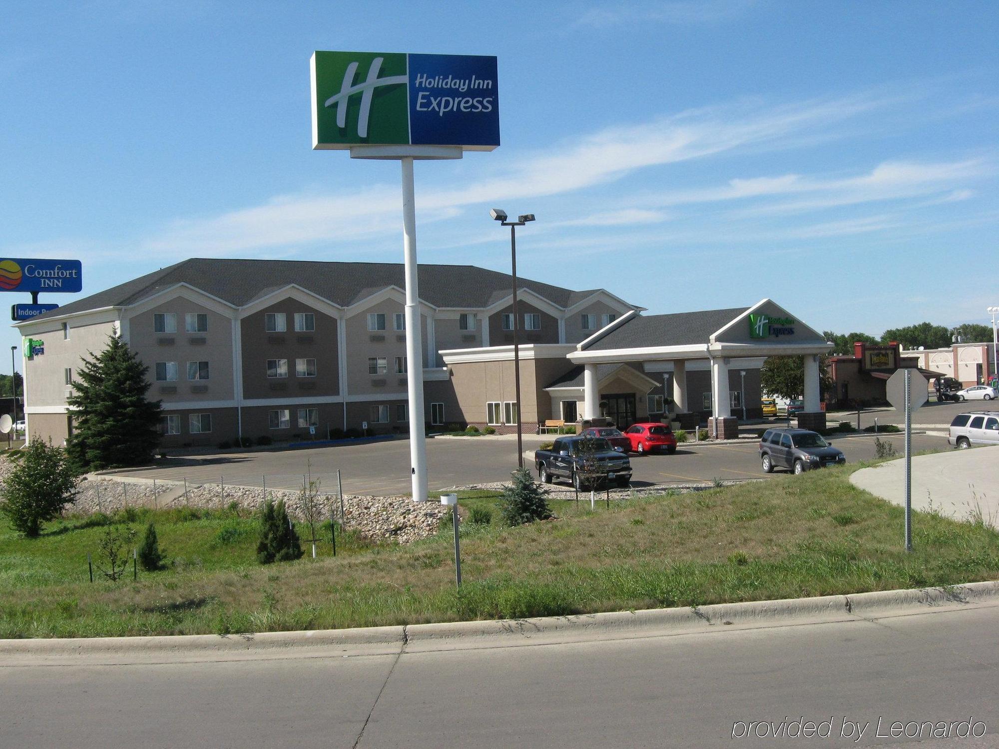 Holiday Inn Express Jamestown By Ihg Kültér fotó