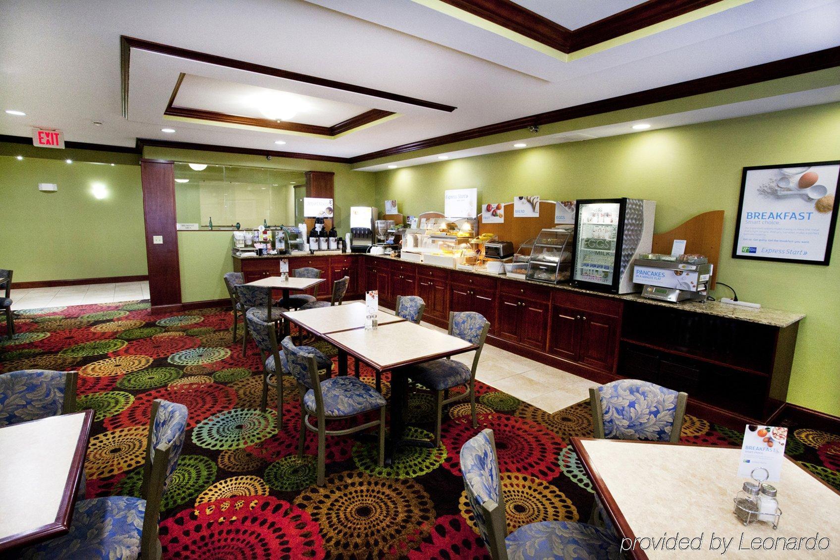 Holiday Inn Express Jamestown By Ihg Kültér fotó
